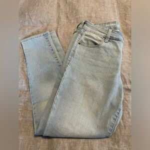 Old Navy Light Wash Super Skinny Mid-Rise Jeans size 2 petite euc
